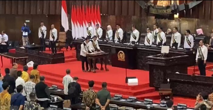Wapres Terpilih Gibran Rakabuming Raka Hadiri Gladi Bersih Pelantikan Presiden dan Wakil Presiden