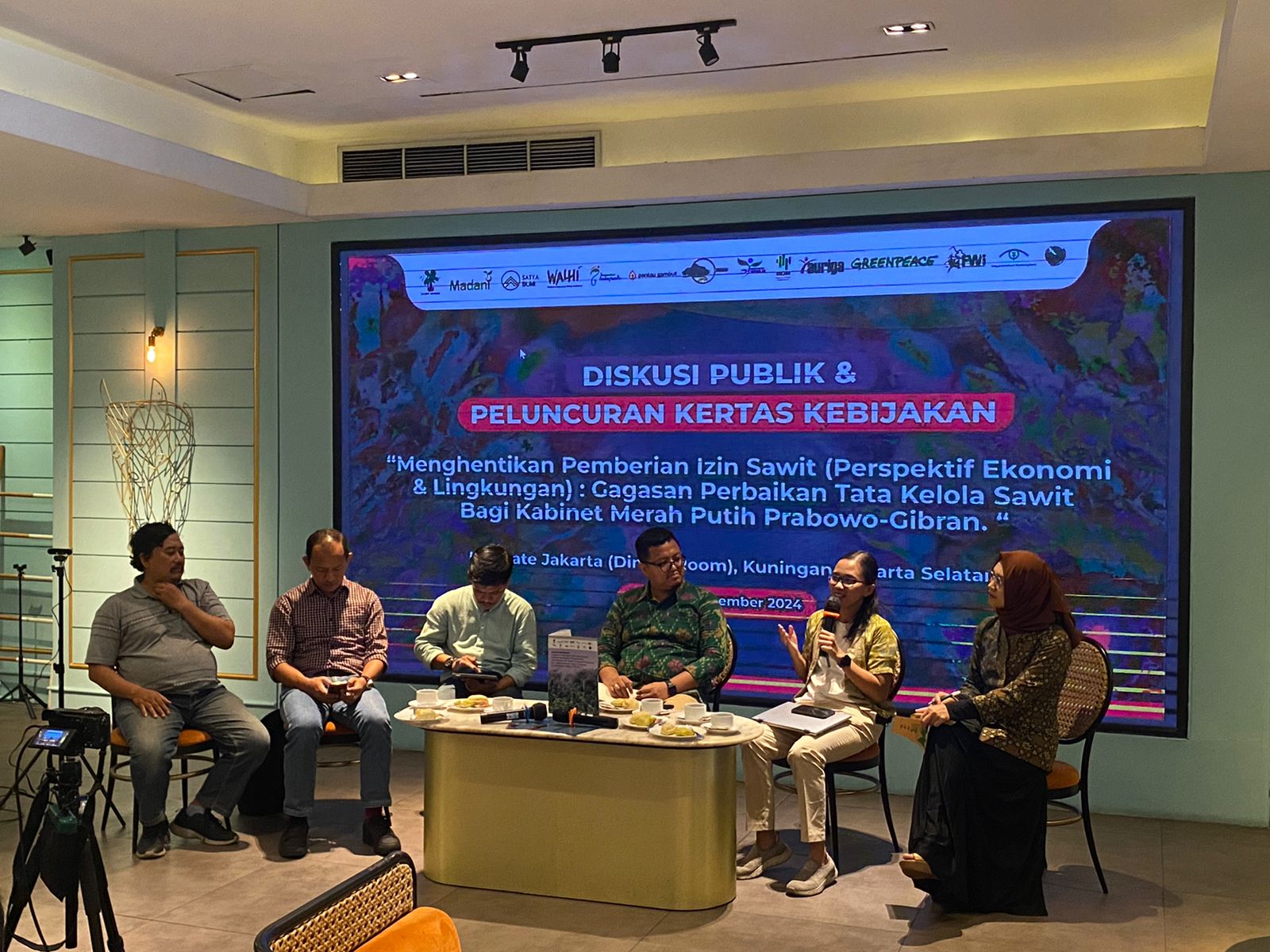 Masyarakat Sipil Desak Pemerintahan Prabowo Tetapkan Moratorium Sawit