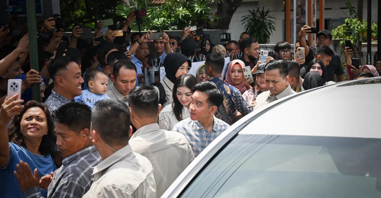 Wapres Gunakan Hak Pilih di TPS 18 Manahan Surakarta