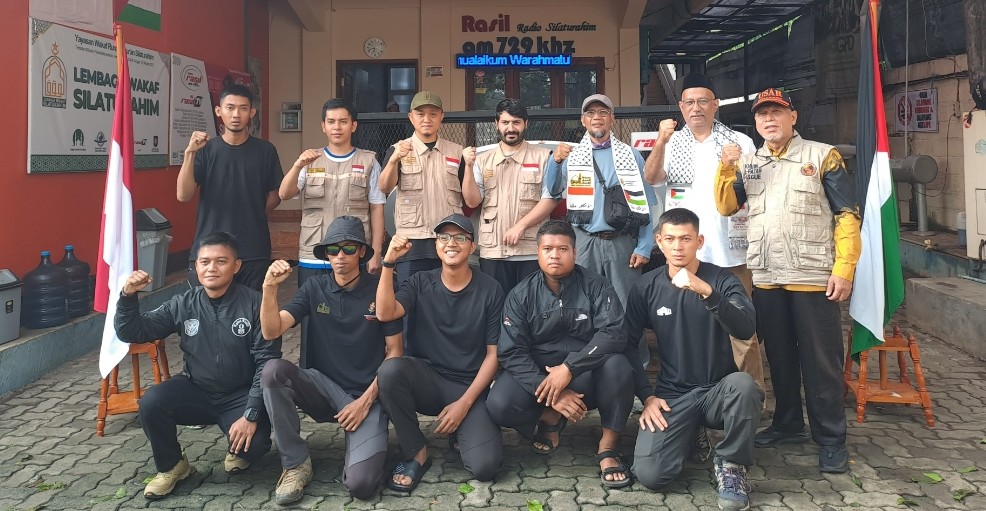 AWG Inisiasi Pendakian Bulan Solidaritas Palestina 2024, From Cibubur to Rinjani