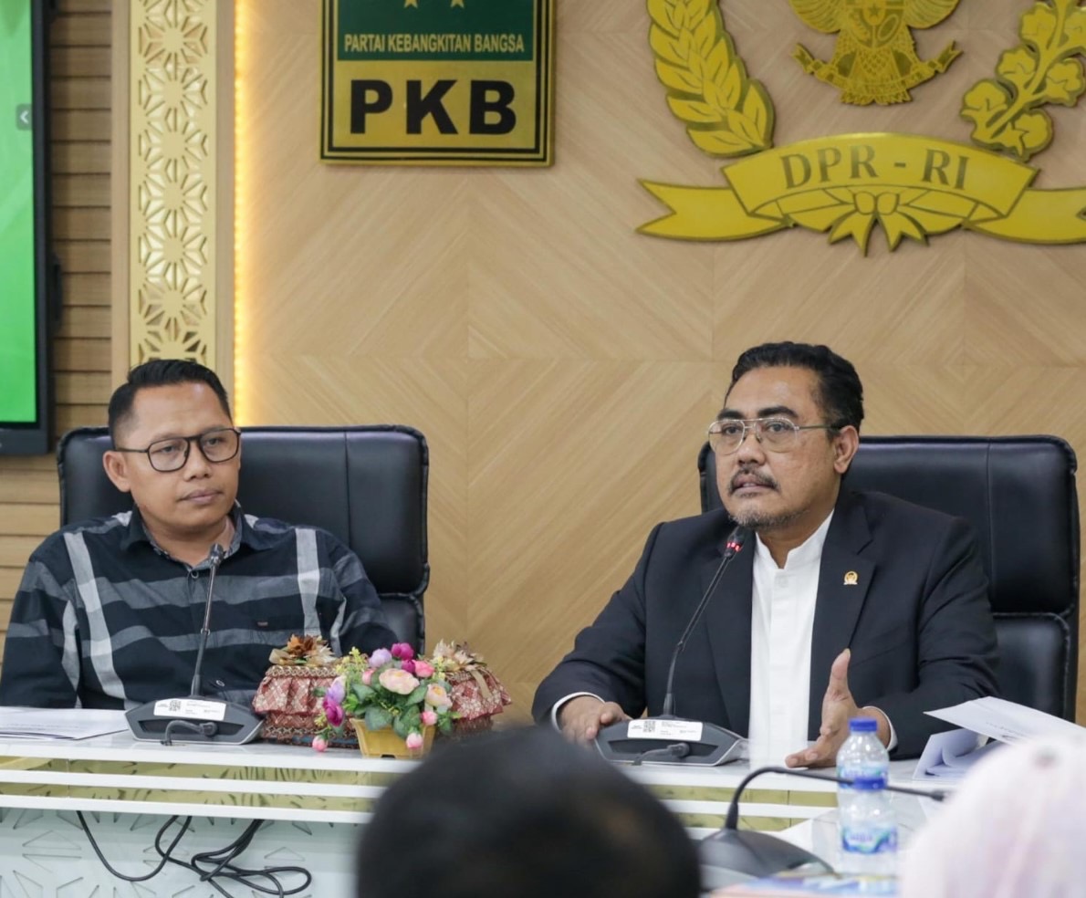 FPKB Pertanyakan Sikap PDIP yang Dinilai 'Masuk Angin' Terkait Kenaikan PPN 12%