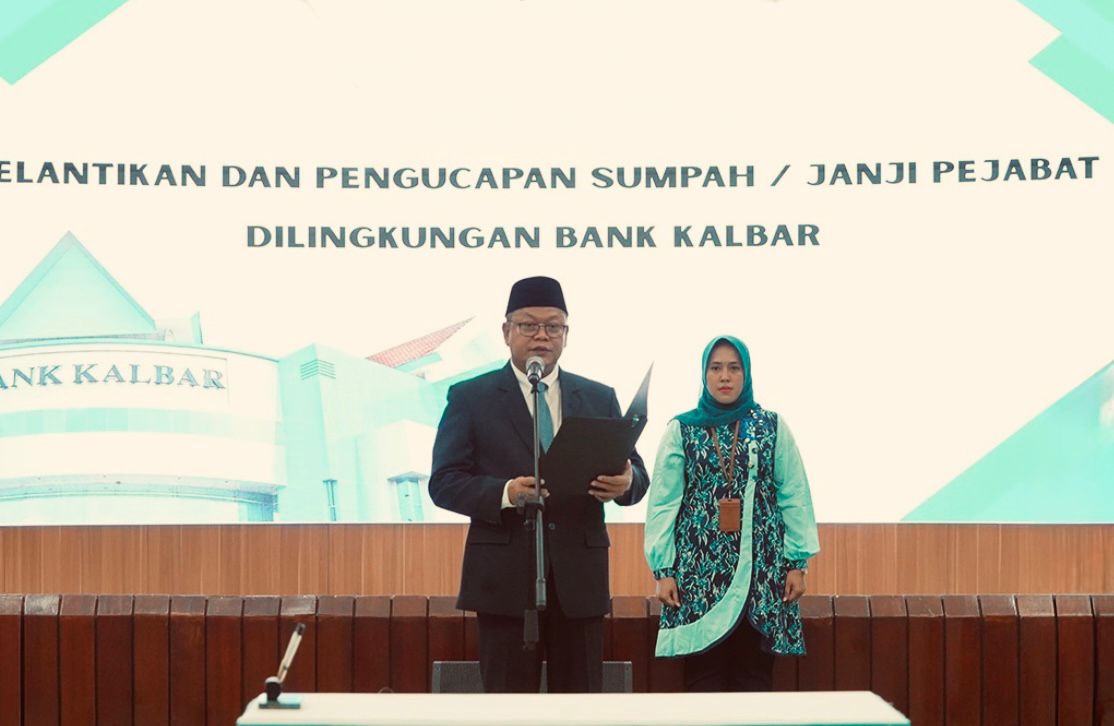 Direktur Utama Bank Kalbar Lantik 19 Pejabat Baru