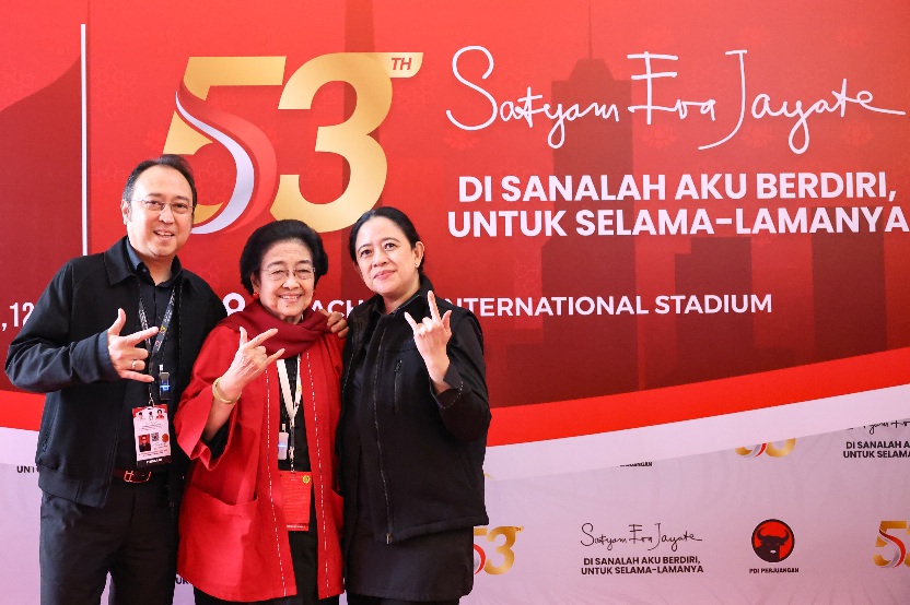Simbol Soliditas PDIP, Prananda dan Puan Kompak Bersama Megawati Saat Rakernas