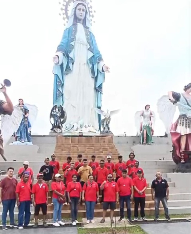 DPC PDIP Belu Tanam 79 Pohon Sakura dalam Perayaan Ultah Megawati