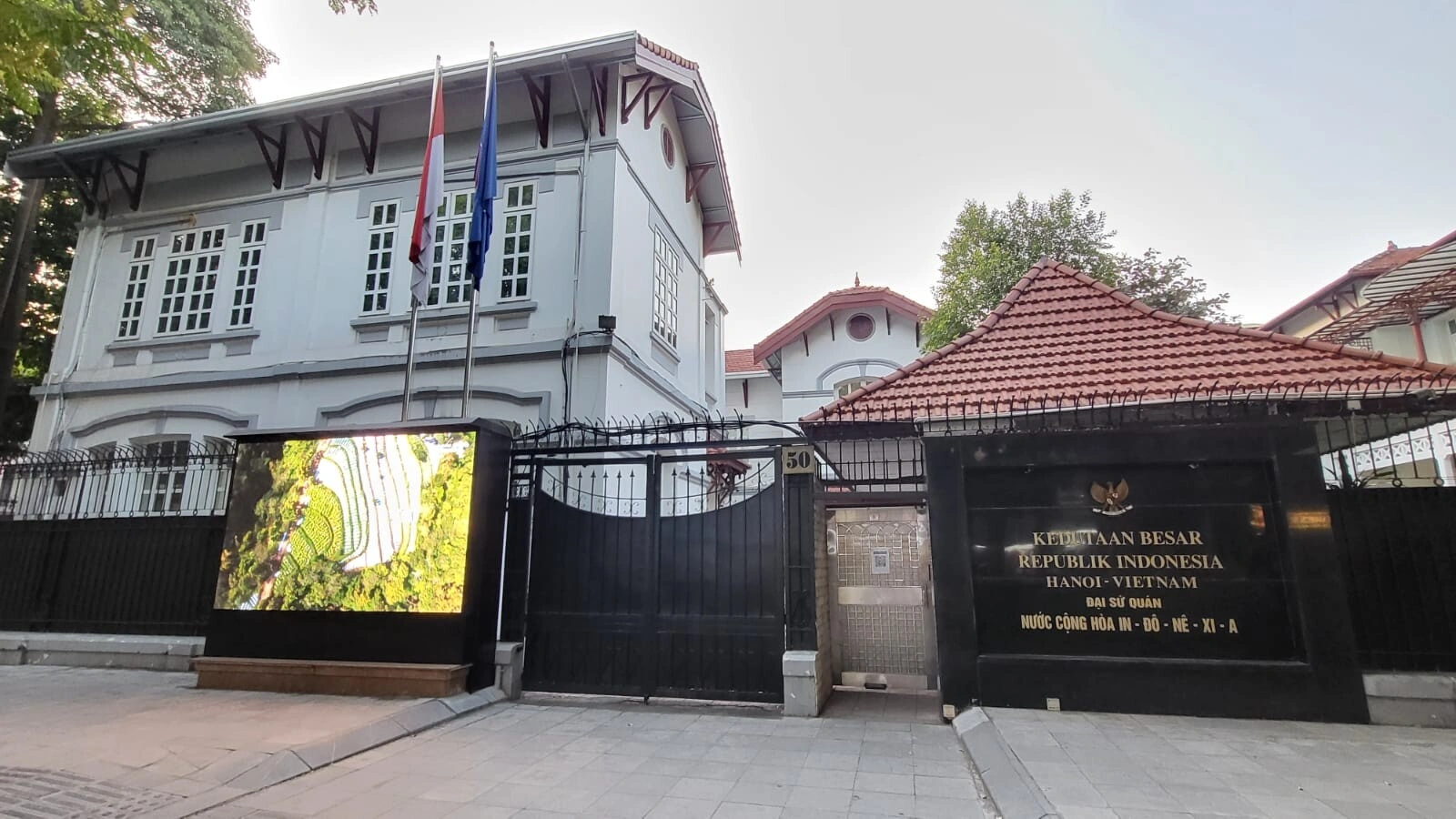 Bisnis Judi Online Kamboja Ditutup Massal, Ribuan WNI Panik Geruduk KBRI Phnom Penh