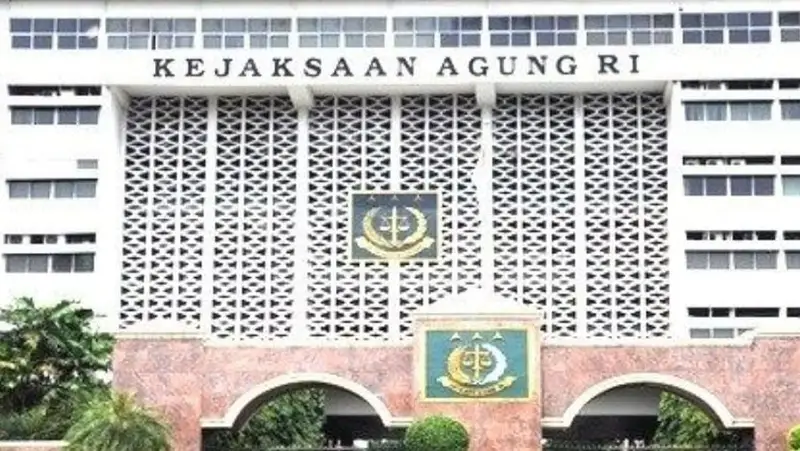 Hukuman Pidana Penjara Menanti Para Mafia Tambang Bauksit Kalbar