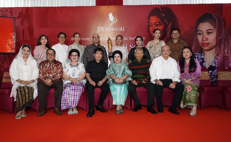 Filosofi Fatmawati Trophy: Visi Intelektual M. Prananda Prabowo dalam Bingkai Seni Dolorosa Sinaga