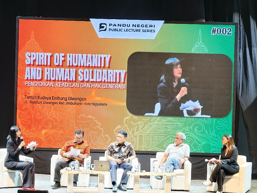 Hasto Wardoyo di Public Lecture 002: Reformasi Harus Mengubah Mindset