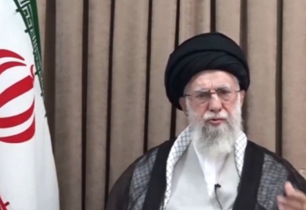Khamenei Peringatkan AS: Serangan ke Iran Picu Perang Regional Besar