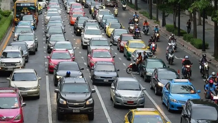 Menhub Desak Perbaikan Jalan Rusak Rampung H-10 Lebaran 2026