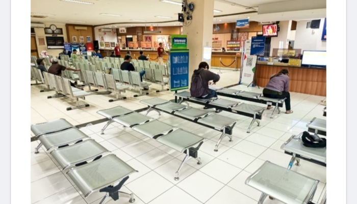 Gila Rakyat Jateng, Gubernurnya Dilawan dengan Menyepikan Kantor Samsat