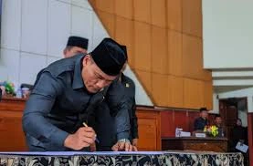 KPK Sita Ratusan Juta dari Pejabat Madiun, Pusaran Kasus Korupsi Maidi Mulai Seret Legislator
