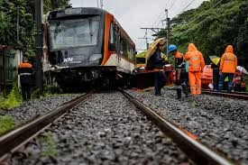 Truk Tabrak KRL Bandara: 23 Perjalanan Terganggu, KAI Commuter Ingatkan Aturan Perlintasan