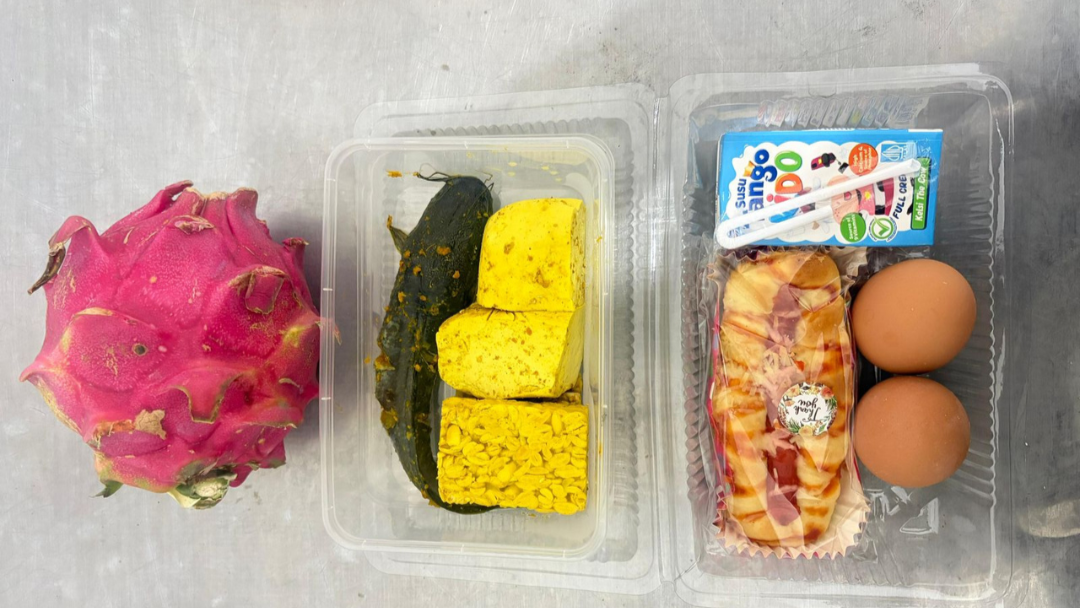 Video Viral Menu Makan Bergizi Gratis di Pamekasan: Badan Gizi Sebut Tak Utuh, Ahli Ungkap Alasan Sajikan Lele Marinasi