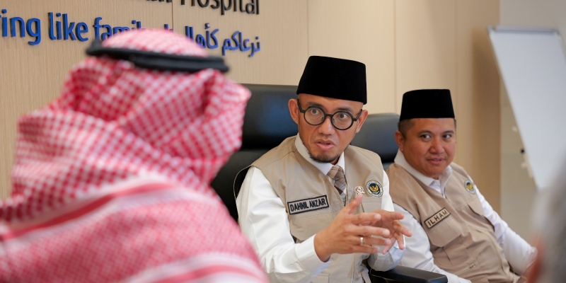 Wamen Haji Dahnil Anzar Siapkan Strategi "Jemput Bola" Kesehatan Jemaah di Makkah