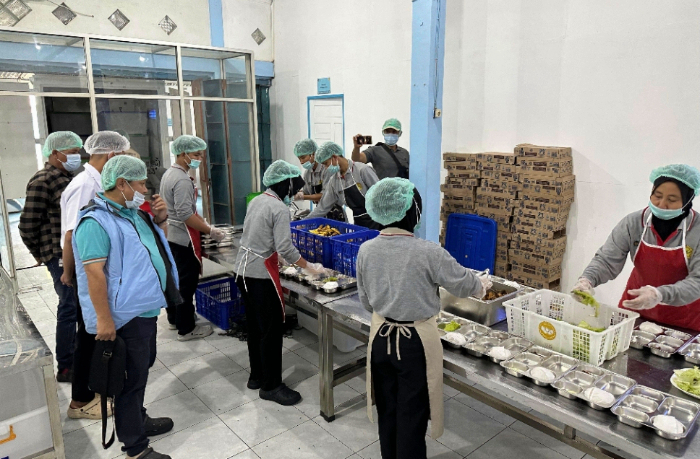 Menakar Revolusi Nutrisi dan Mandat Moral Investor SPPG Sebagai Oase Ekonomi di Akar Rumput