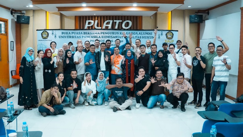 KAUP Komisariat FH Gelar Bukber, Silaturahmi Sekaligus Konsolidasi Alumni Lintas Generasi