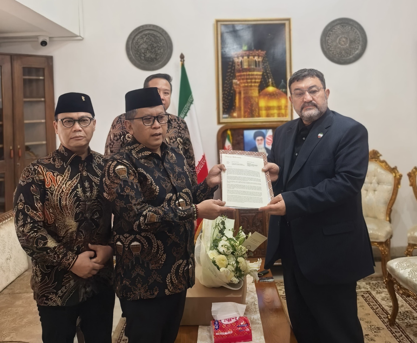 Wafatnya Ayatullah Ali Khamenei Mengusik Rasa Kemanusiaan, Megawati Kirim Surat ke Iran