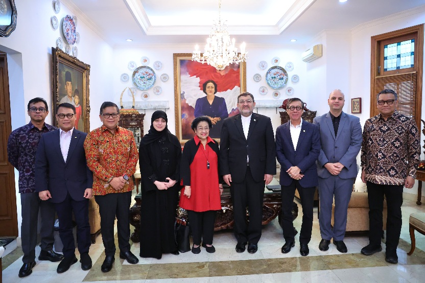 Terima Dubes Iran, Megawati Sampaikan Selamat Penunjukan Mojtaba Khamenei