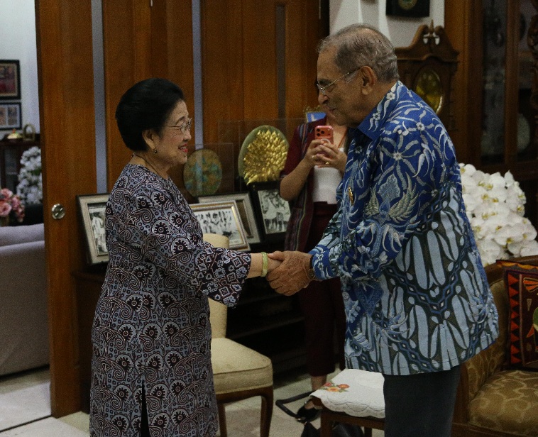 Spirit Kemanusiaan dan Kopi Arabika: Simbolisme Pertemuan Megawati dan Ramos Horta