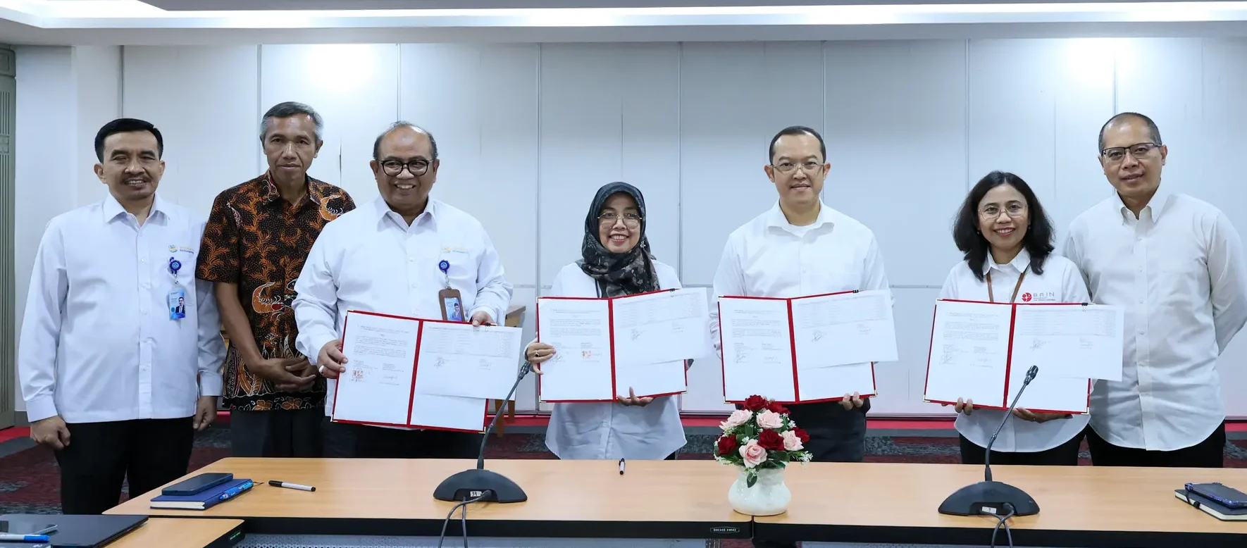 Dukung Pendidikan di Papua, BRIN Serahkan Aset Eks Balai Arkeologi Jayapura ke Kemdiktisaintek