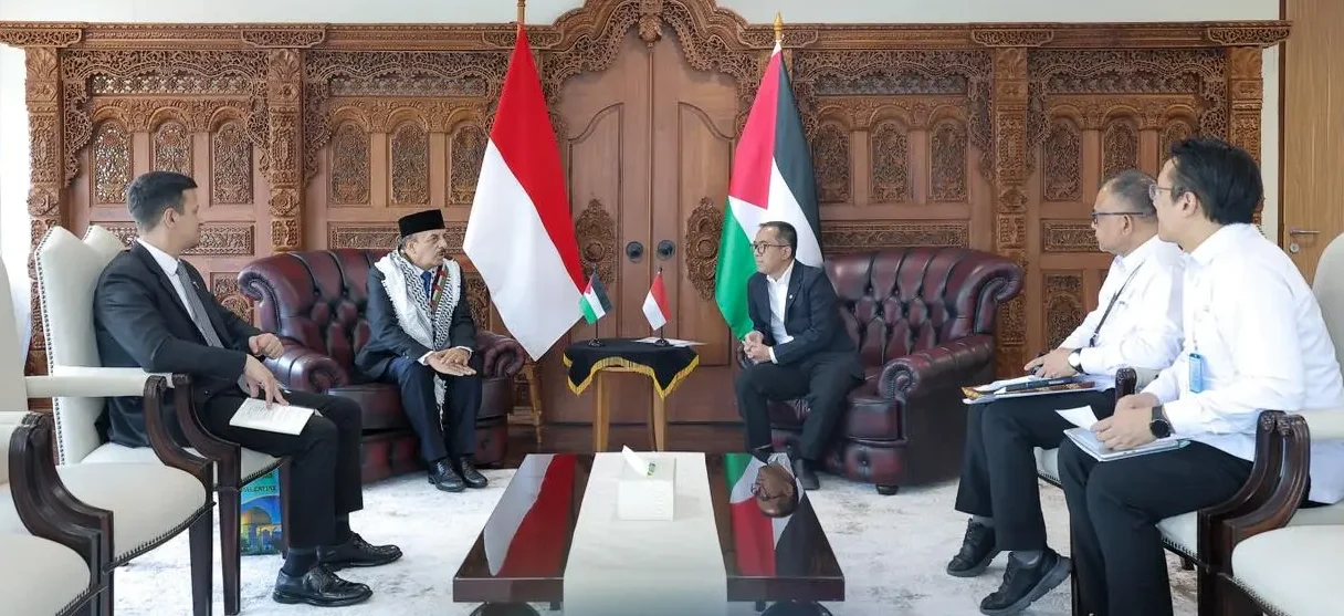 Indonesia-Palestina Perkuat Kolaborasi Riset, Mendiktisaintek Undang Profesor Palestina ke Tanah Air