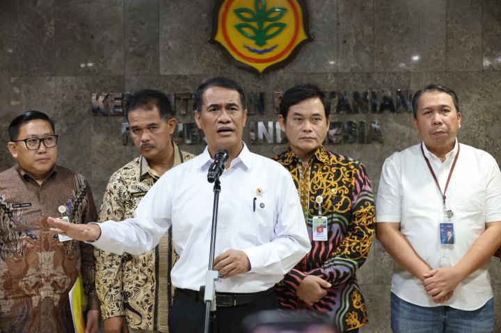 Kejar Swasembada Bawang Putih dan Kedelai, Kementan Lakukan Penanaman Maraton