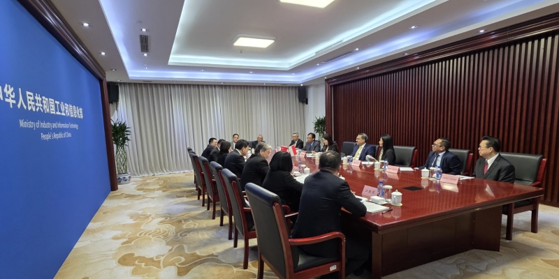 Menteri UMKM Dorong Integrasi 60 Juta Pelaku Usaha ke Rantai Pasok Global di Forum Beijing