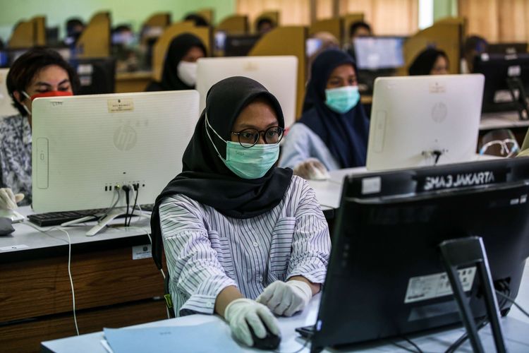 Viral Modus Kecurangan UTBK SNBT 2026: Dari KTP Palsu hingga Alat Elektronik, Sanksi Daftar Hitam Menanti