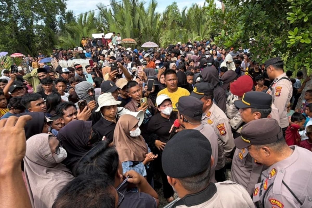 Massa Bakar Rumah Terduga Bandar Narkoba di Rohil, Polda Riau Bentuk Satgas Khusus