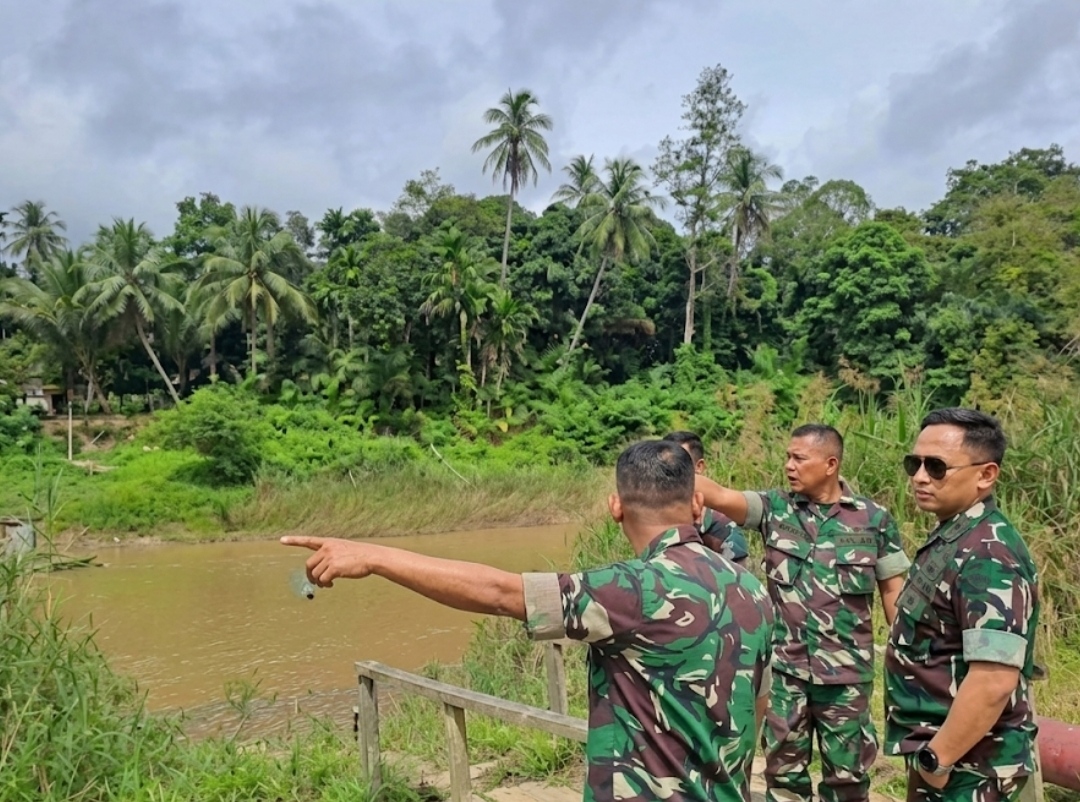 Dandim 1013/Mtw, Tinjau Lokasi Jembatan Gantung Garuda Program Khusus Presiden Prabowo