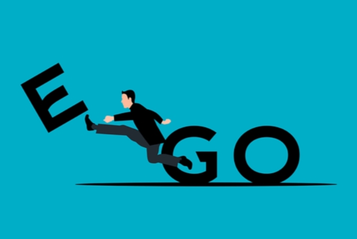 Jangan Jadi Si Paling Benar! Ini Alasan Kenapa Kritik Justru Bikin Hidupmu Level-Up