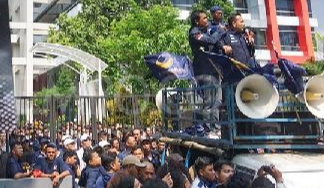 NasDem Geruduk Kantor Tempo Gara-gara Karikatur Surya Paloh, Bos Redaksi Akhirnya Buka Suara!
