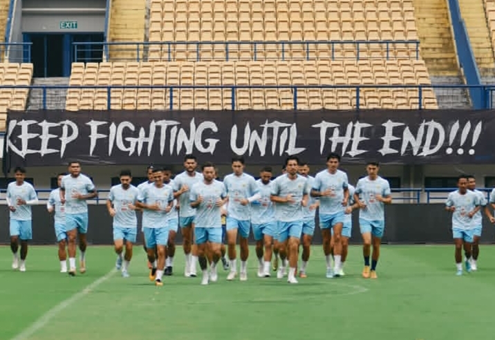 Duel Panas di GBLA: Mampukah Arema FC Runtuhkan Dominasi Sang Pemuncak Klasemen?