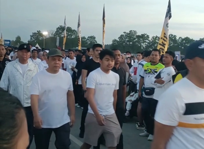 Mengenal Haji Isam: Dari Sopir Truk Menjadi 'Crazy Rich' Penguasa Bisnis Kalimantan