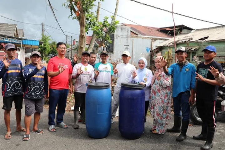 Wali Kota Yamin Blusukan ke Sungai Andai, Sulap Sampah Jadi Kompos Lewat Aksi Gotong Royong