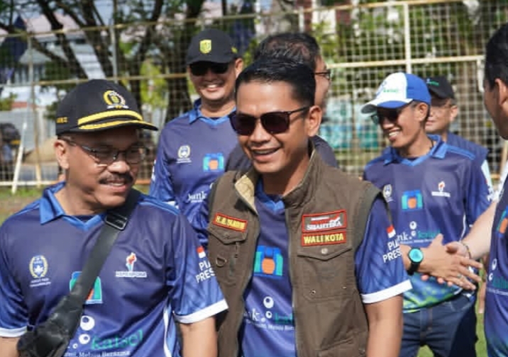 Cetak Bintang Masa Depan: Wali Kota Banjarmasin Resmi Buka Festival Sepak Bola U-10 & U-12 Piala Presiden