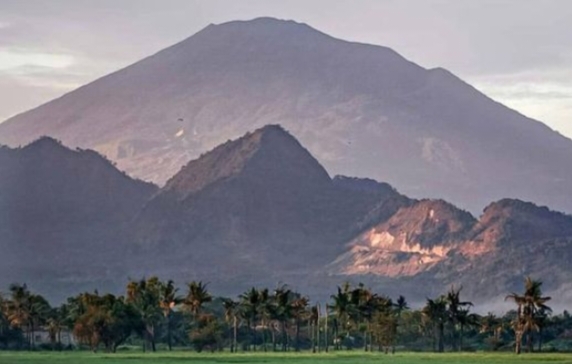 Menguak Misteri Gunung Ciremai: BRIN Temukan Jejak Gempa Dahsyat dan Erupsi Purba di Kuningan