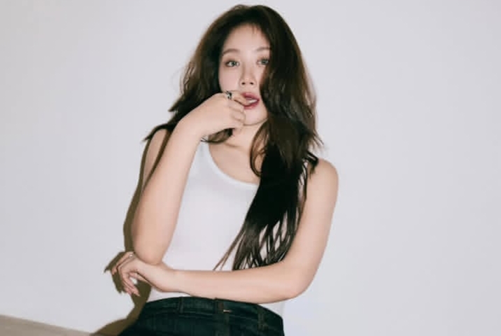 Bikin Fans Histeris! Soyou Konfirmasi Rumor Konser Solo Lewat Unggahan Misterius