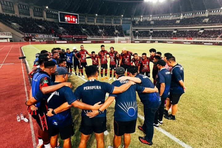 Buntut Ricuh Kontra Adhyaksa FC, Persipura Jayapura Dilarang Bertanding dengan Penonton Semusim Penuh