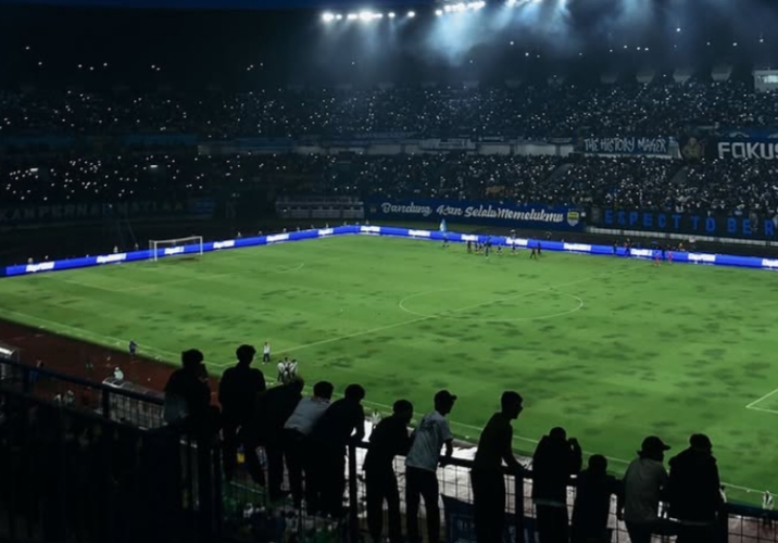 Imbas Kerusuhan GBLA, Persib Bandung Dihantam Sanksi Berlapis dari AFC