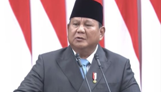 Ketegangan di Parlemen: Presiden Prabowo Instruksikan Menkeu Copot Pimpinan Bea Cukai yang Lamban