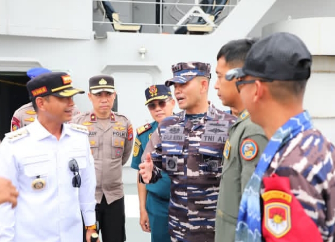 Sambut KRI Teluk Kupang-519, Wali Kota Banjarmasin Tegaskan Pentingnya Sinergi TNI-Polri dan Pemerintah Daerah