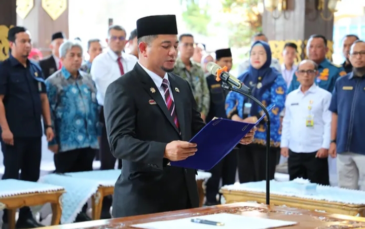 Resmi Dilantik, Ichrom Muftezar Emban Tugas Strategis Sekda Banjarmasin