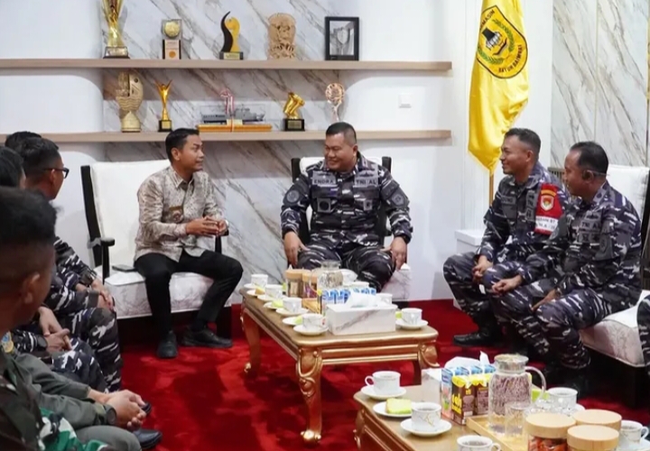 Perkuat Keamanan Laut! Danguspurla Koarmada II Merapat ke Balai Kota Banjarmasin