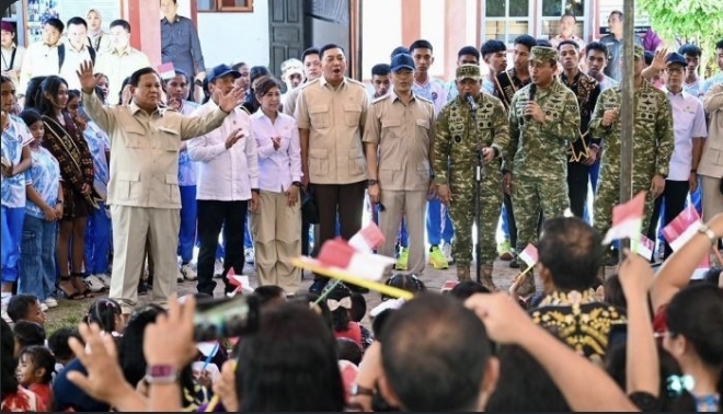 Kunjungi Nelayan Miangas, Prabowo Janjikan Program Desa Nelayan Modern Dilengkapi Cold Storage dan SPBU