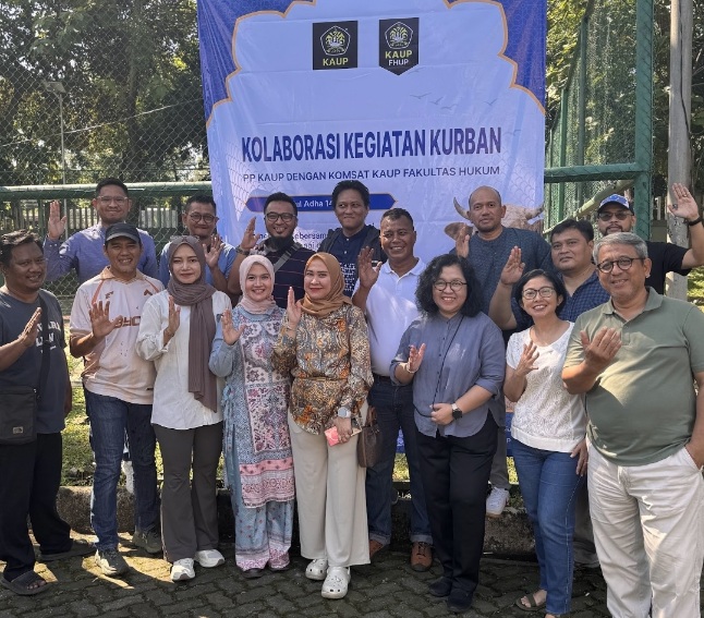 KAUP dan KAUP FH Gelar Kurban untuk Masyarakat Sekitar Kampus dan Kebersamaan Alumni