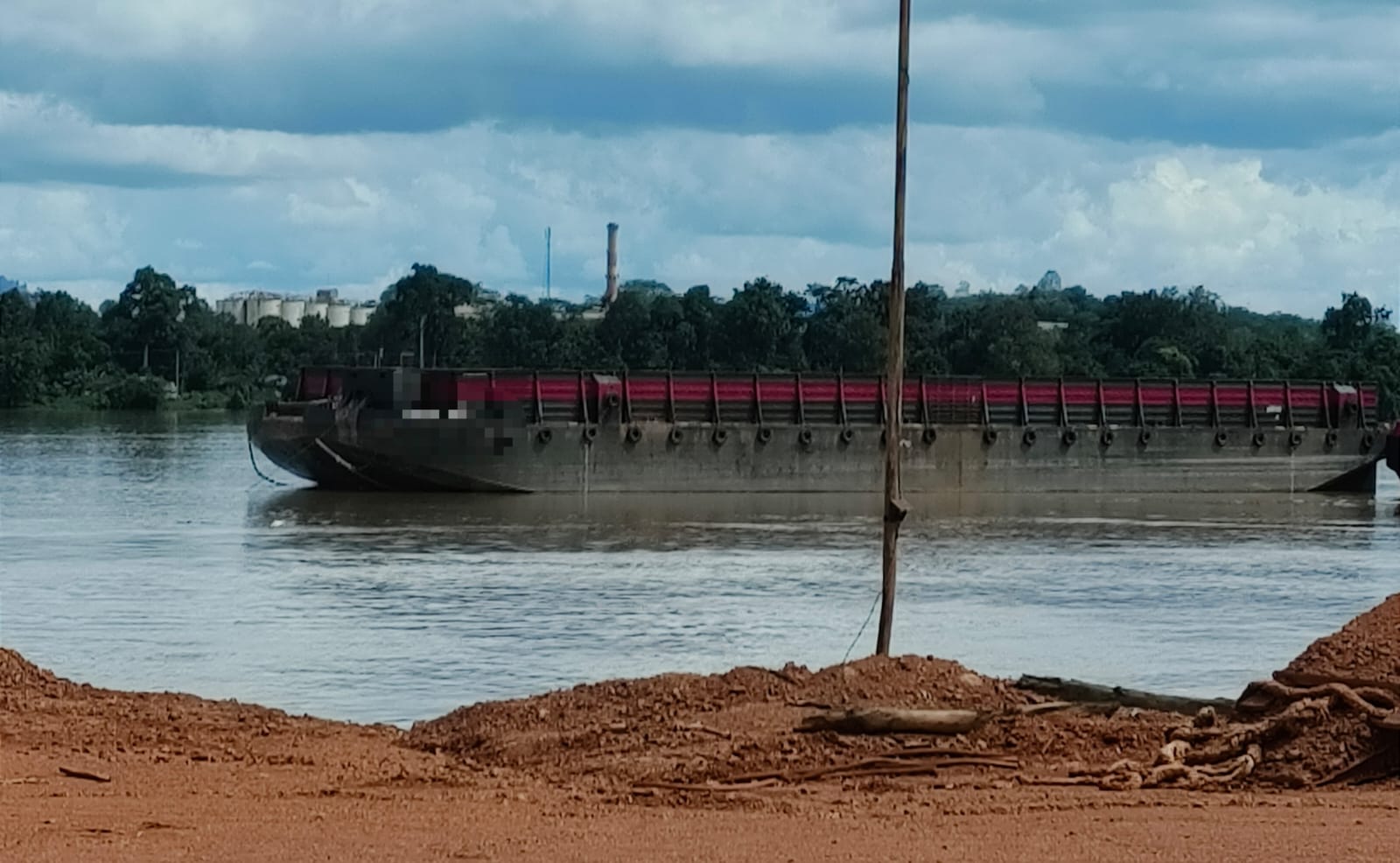Jejak Pengusaha Kapal AM di Lingkaran Aseng, dan Peran dalam Distribusi Bauksit Ilegal Kalbar