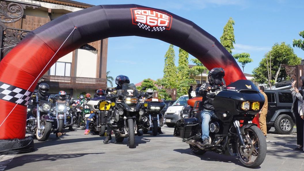 Puluhan Peserta Jajal Rute Lintas Negara MBCI Menuju Festival Motor Besar Asia Tenggara