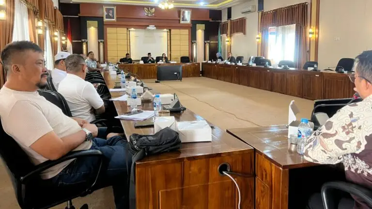 Menolak Lupa Kasus Efendi Sa’ad! Aliansi Umat Islam Turun Tangan Datangi DPRD Kalbar
